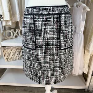 Loft Outlet sz. 4 black & white tweed w purple & sage green threads office #4362